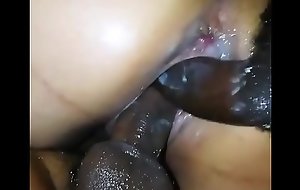 Una doble vaginal de muerte con dos negros. Video completo http://taraa.xyz/1yjS