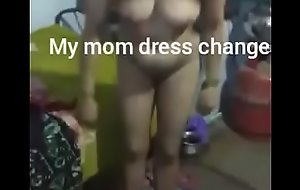 mom dress change