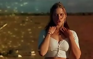 Kate Winslet - Scenes From  Pious Smoke!  - Music  Bliss Nova -  Do U Feel